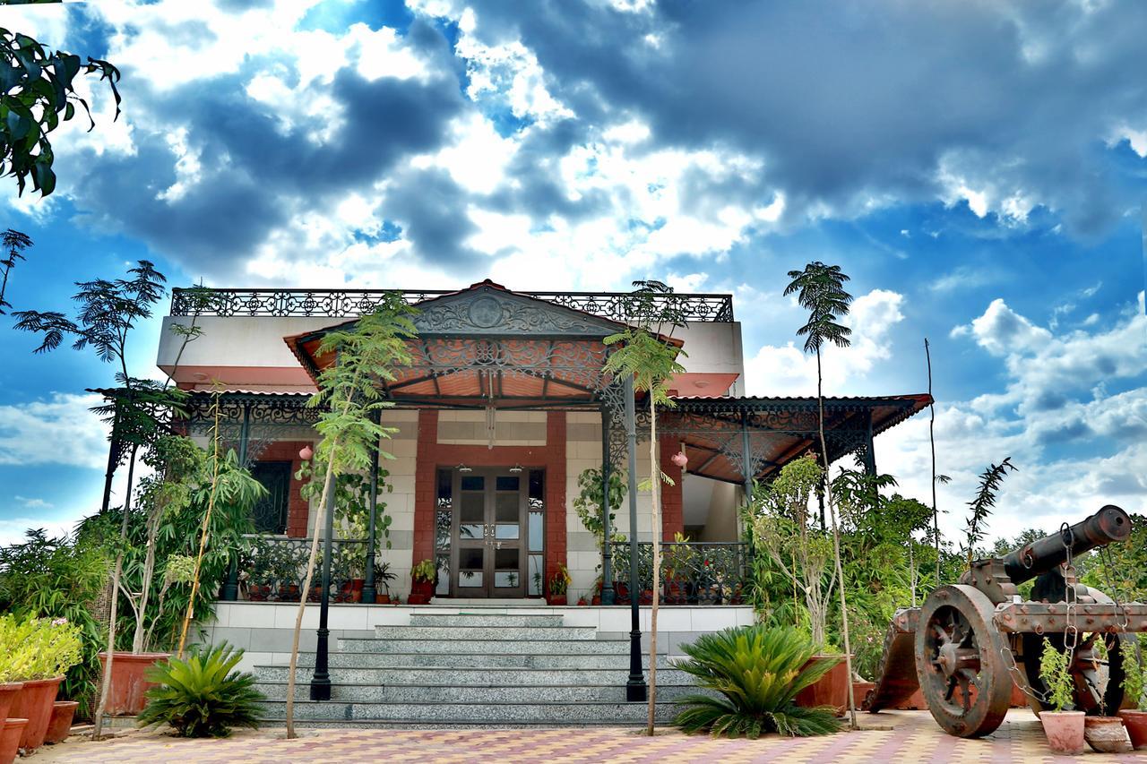 Resort V Veergarh Jhalamand